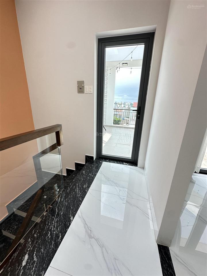 Bán nhà riêng tại liên khu 89, giá siêu hời 6,8 tỷ, 72 m2, 4pn + 5wc, bình tân