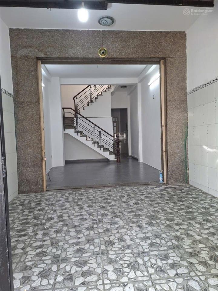 Bán nhà riêng 4pn, 3wc, 64m2 tại lê văn quới, bình trị đông, quận bình tân, giá ưu đãi 6,5 tỷ