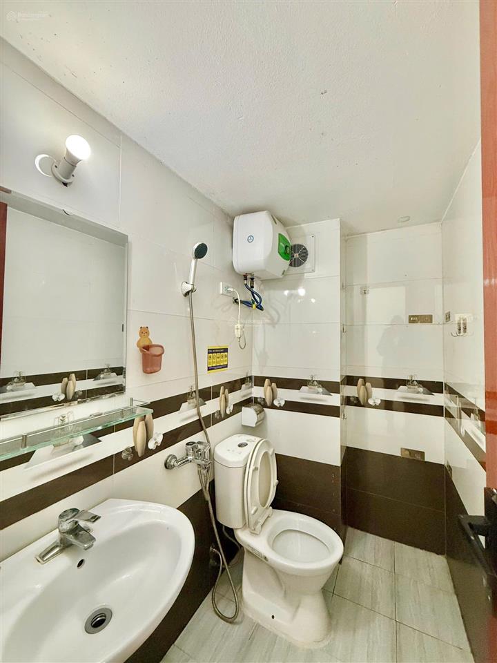 Phòng ban công ngõ 28 đại linh, trung văn  gần vinaconex 3, đường lê quang đạo kéo dài