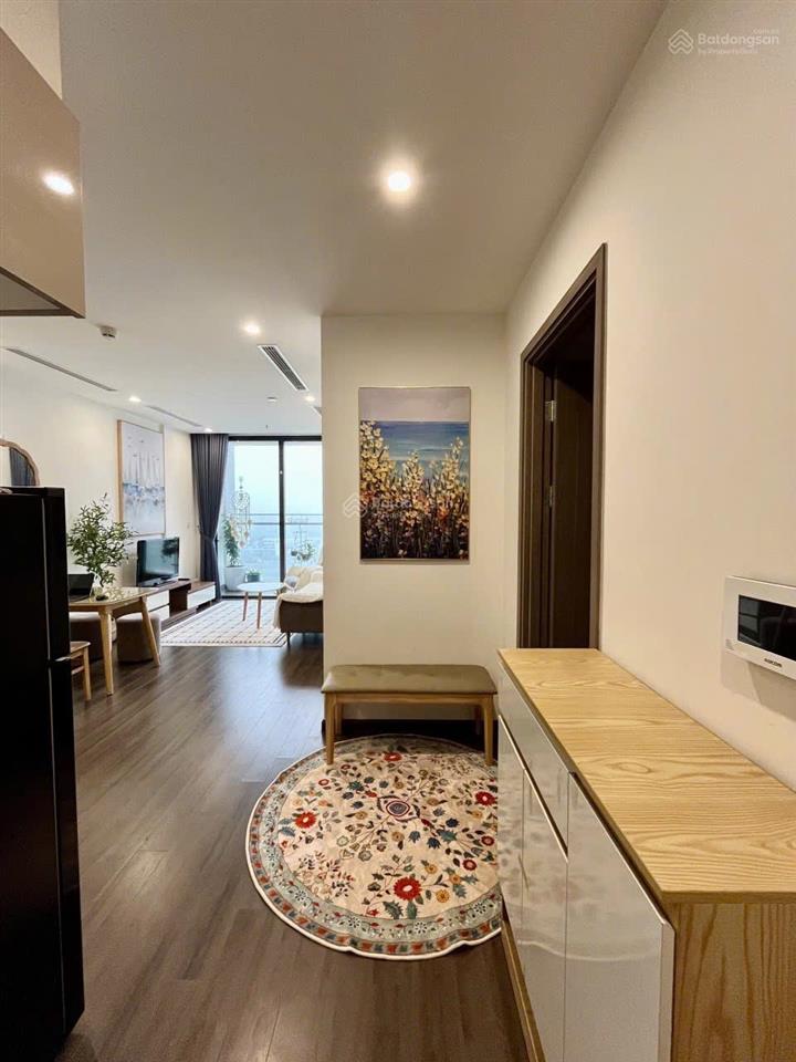 Cho thuê căn hộ 2pn2vs vinhomes symphony, diện tích 66m2, full nội thất đẹp, giá chỉ 13tr/tháng