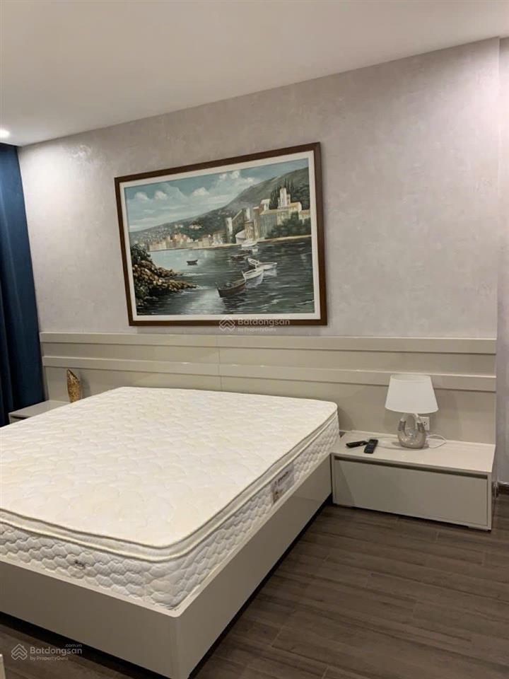 Bán căn hộ 3pn2vs tại vinhomes symphony diện tích 100m2 thông thủy giá 12 tỷ