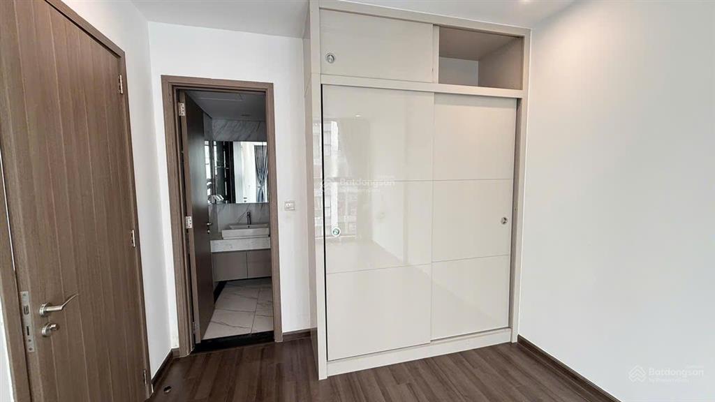 Cho thuê căn hộ 3pn2vs tại vinhomes symphony diện tích 90m2 giá chỉ 20tr/tháng