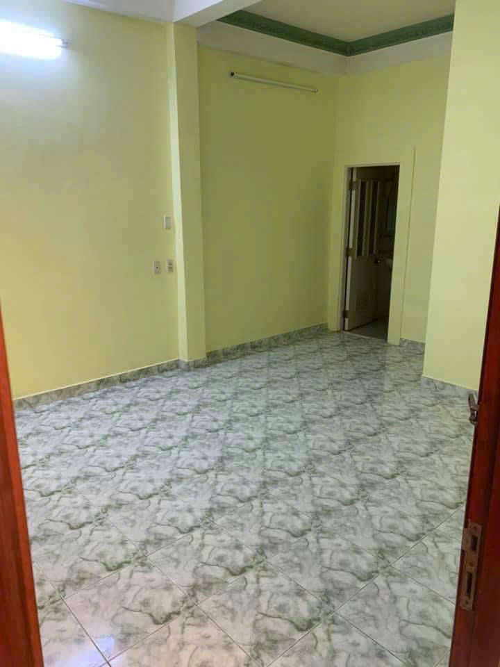 NHÀ ĐẸP – GIÁ TỐT – CHÍNH CHỦ CẦN BÁN NHÀ TẠI Lạc Long Quân, P.10, Q.11, TP.HCM