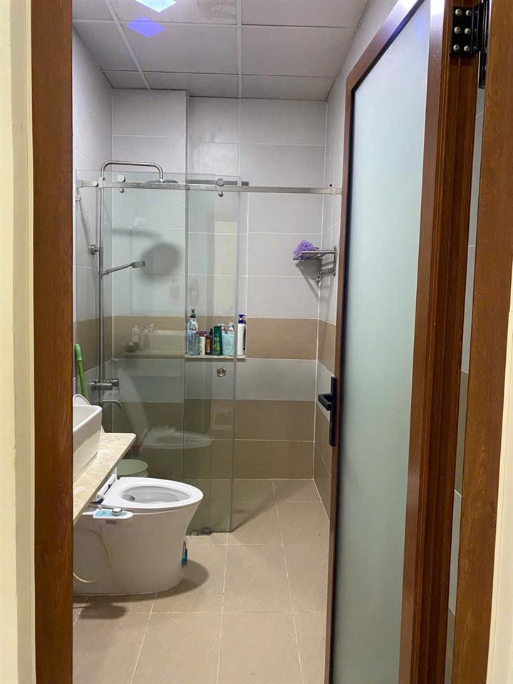 NHÀ ĐẸP - GIÁ TỐT _ CHÍNH CHỦ Cần Bán Nhanh Căn Nhà Mặt Tiền  Đẹp Vị Trí Tại Quận Bình