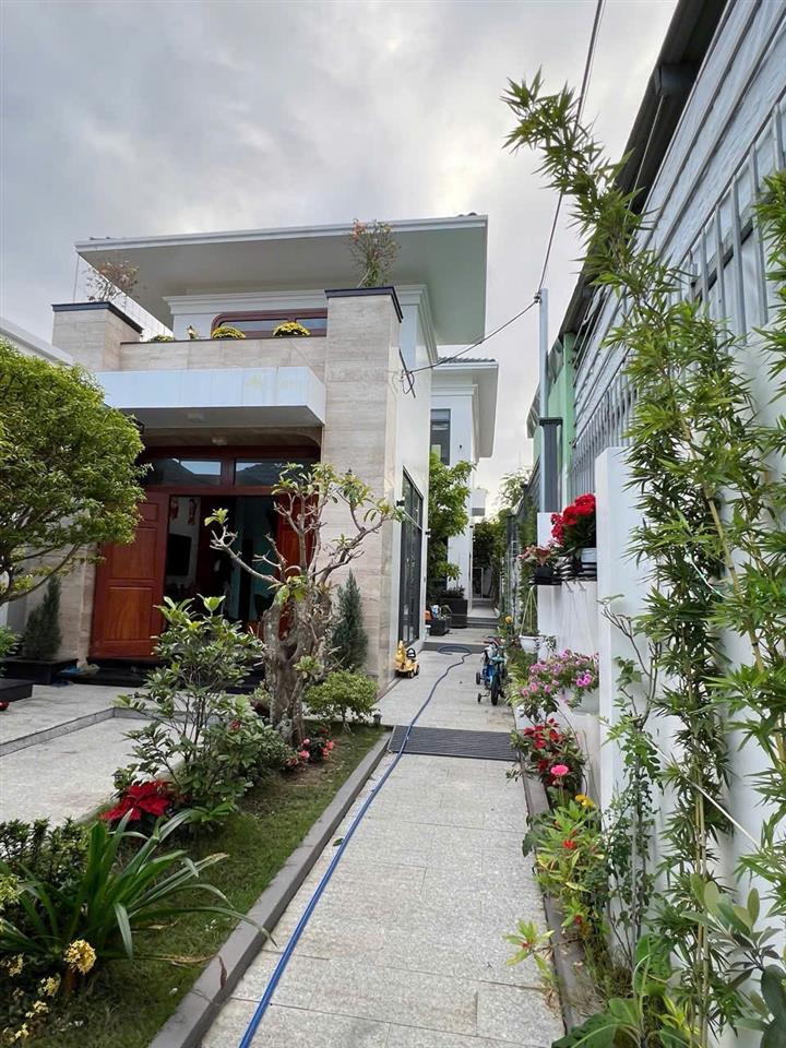 HOT HOT – CHÍNH CHỦ CẦN BÁN BIỆT THỰ MẶT TIỀN TẠI X. Phước Đồng, TP. Nha Trang, T. Khánh
