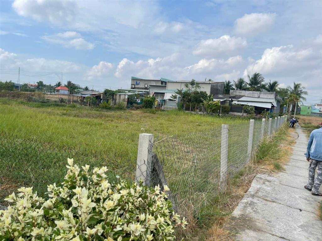 ĐẤT ĐẸP - GIÁ TỐT - CHÍNH CHỦ Cần Bán Nhanh Lô Đất Xã long sơn, Huyện Cần Đước, Long An.