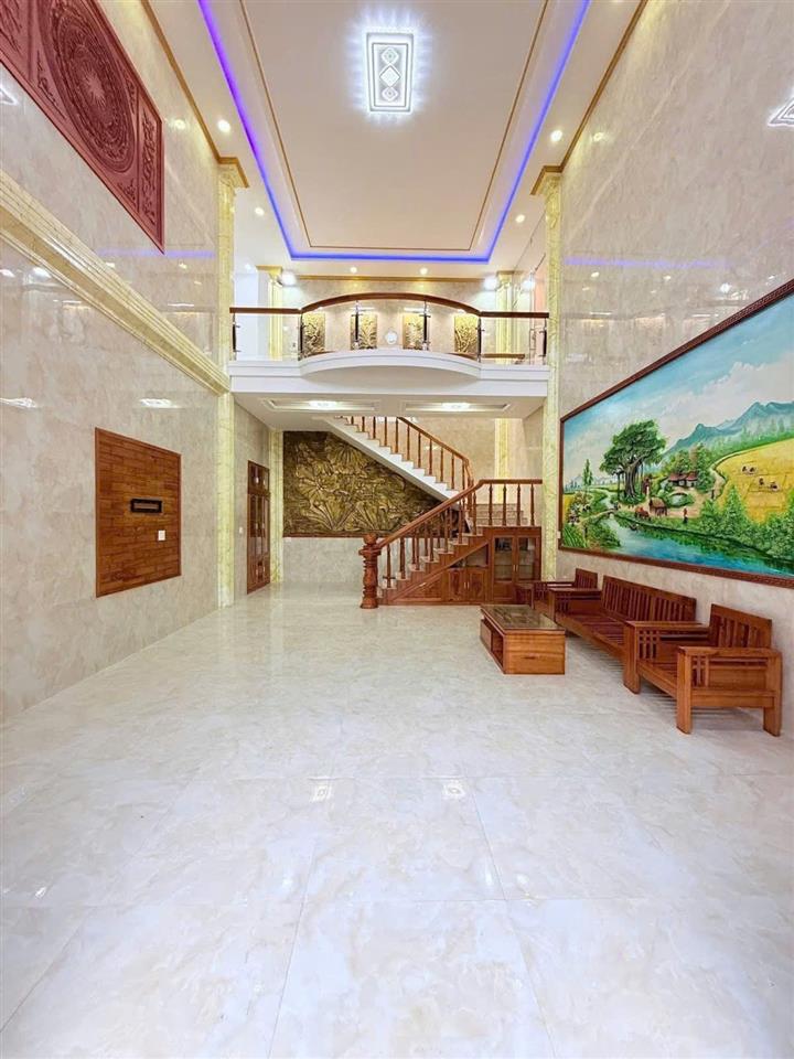 BIỆT THỰ ĐẸP – GIÁ TỐT – CẦN BÁN BIỆT THỰ TẠI Đ. Chơn Tâm 9, P. Hòa Khánh, Q. Liên Chiểu,