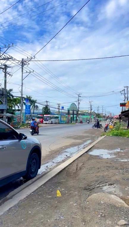 ĐẦU TƯ SINH LỜI - CHÍNH CHỦ CẦN BÁN KHO ĐẸP 900m2 TẠI CẦU TRÀM - Xã LONG TRẠCH, CẦN ĐƯỚC,