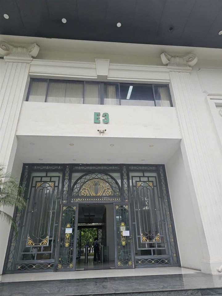 Chính chủ cần bán nhanh căn hộ The Emerald ( CT8) Đình Thôn, Mỹ Đình, Q.Nam Từ Liêm, Hà