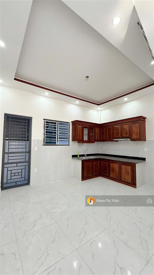 Giá cực sốc chỉ hơn 2 tỷ có ngay nhà 3 tầng sân cổng để xe gần ngay chợ đặng cương 60m2 ngõ nông