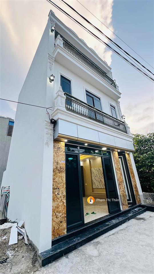 Hàng hiếm nhà 3 tầng ô tô đỗ cửa full nội thất xịn
