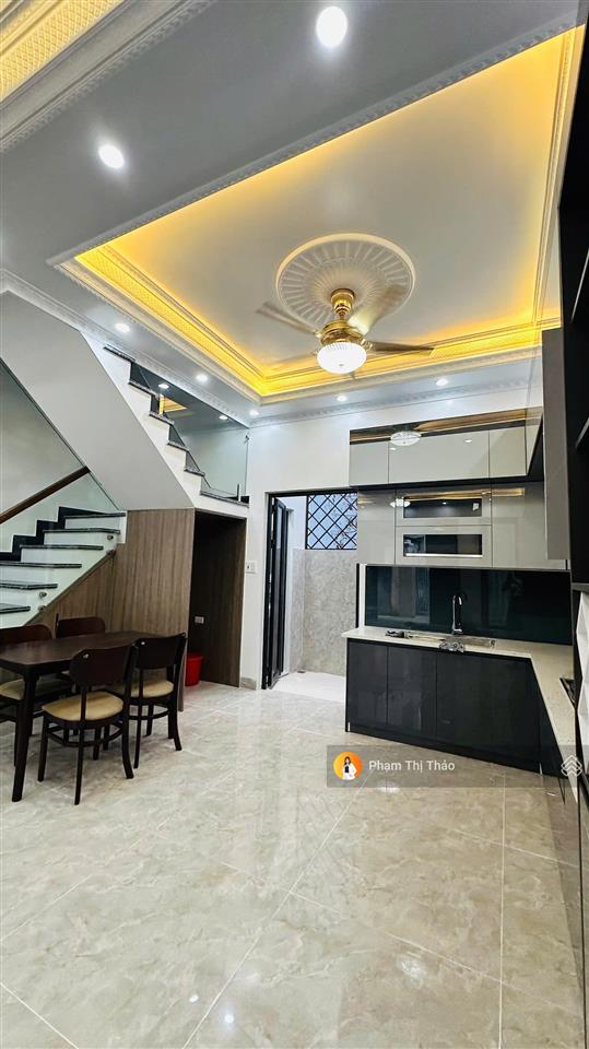 Hàng hiếm nhà 3 tầng ô tô đỗ cửa full nội thất xịn