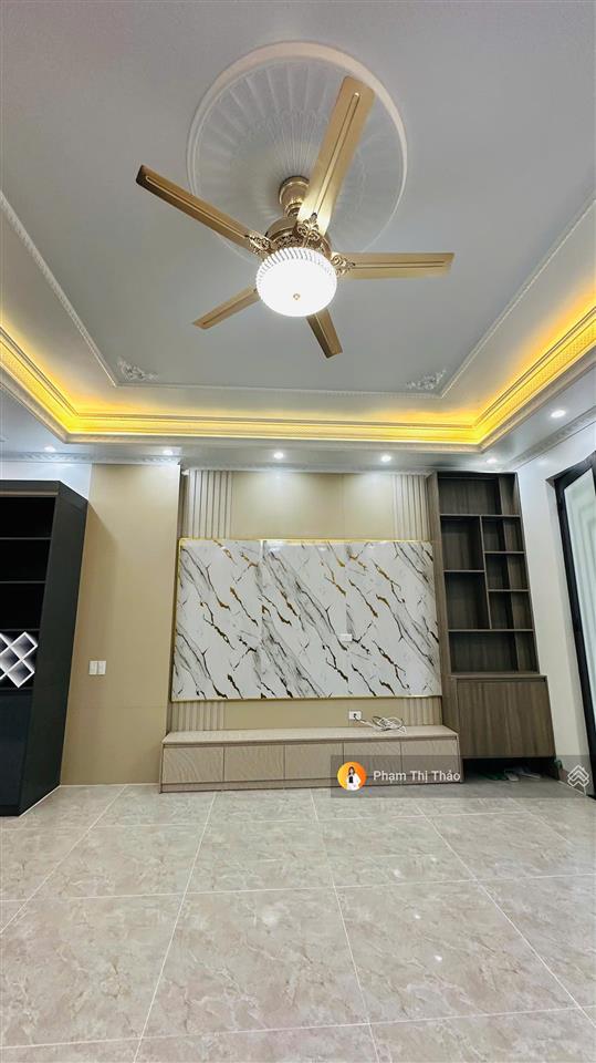 Hàng hiếm nhà 3 tầng ô tô đỗ cửa full nội thất xịn