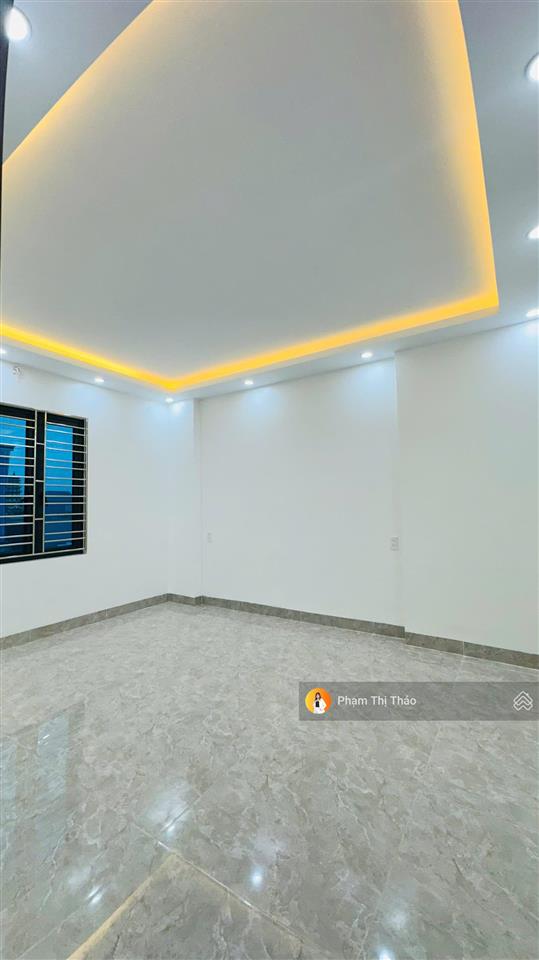 Hàng hiếm nhà 3 tầng ô tô đỗ cửa full nội thất xịn