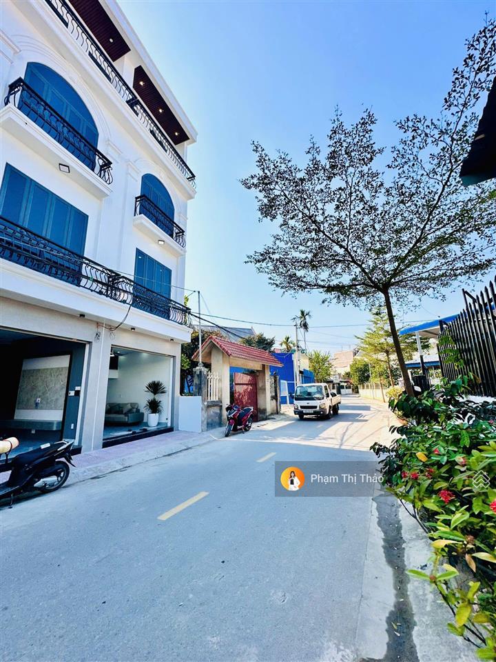 Bán nhà 4 tầng vị trí siêu đẹp, gara ô tô kinh doanh buôn bán. chỉ hơn 3 tỷ