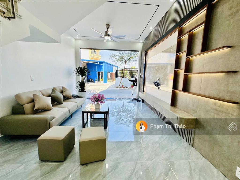 Bán nhà 4 tầng vị trí siêu đẹp, gara ô tô kinh doanh buôn bán. chỉ hơn 3 tỷ