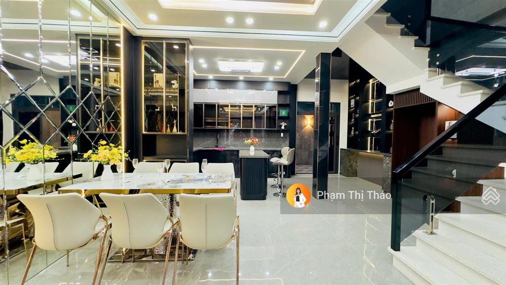 Bán luxury 135m2  lung linh long lanh & lấp lánh  biệt thự villa