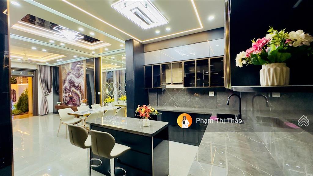 Bán luxury 135m2  lung linh long lanh & lấp lánh  biệt thự villa