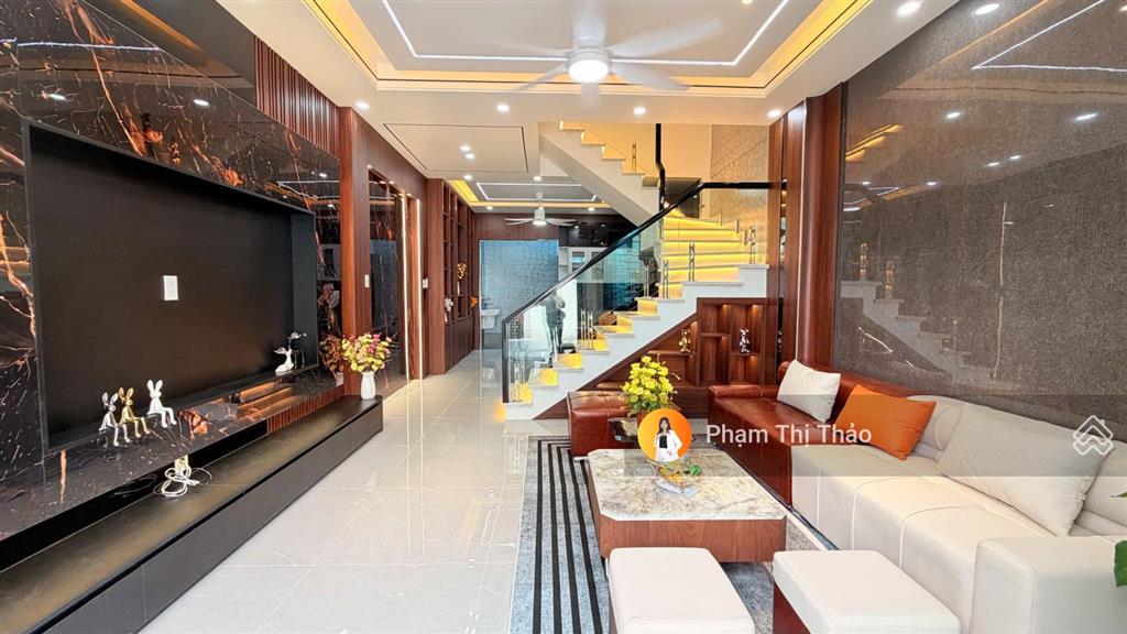 Bán nhà 3 tầng siêu đẹp, có sân để ô tô, tại hồng thái, an dương, hp