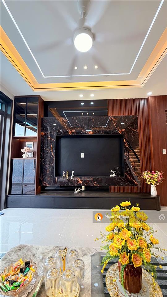 Bán nhà 3 tầng siêu đẹp, có sân để ô tô, tại hồng thái, an dương, hp