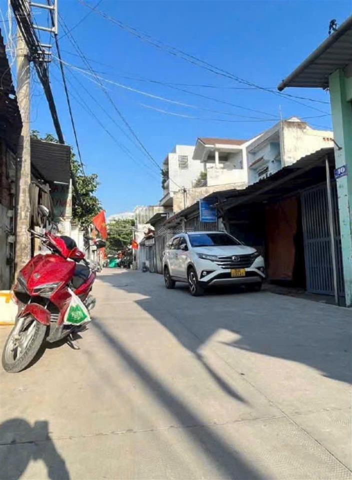Bán nhà hơn 100m2  tl4, mt hẻm thông hà huy giáp, apđ, cách ql 1a 300m