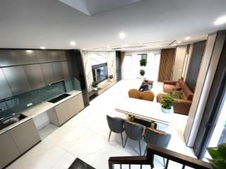 Nhà dân xây bát khối long biên 82m2, 7 tầng, ngõ oto tránh, full đồ, gara, gần chợ, giá 21.5 tỷ