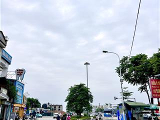 Đất đẹp mặt ngõ ô tô tránh ngọc trì, gần ngã tư cổ linh loanh quanh trên 200 triệu/m2