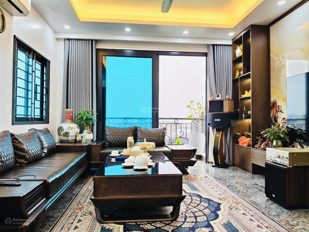 Nhà mặt phố tại việt hưng 113m2 7 tầng thang máy, kinh doanh, văn phòng, view sông, 2 thoáng.