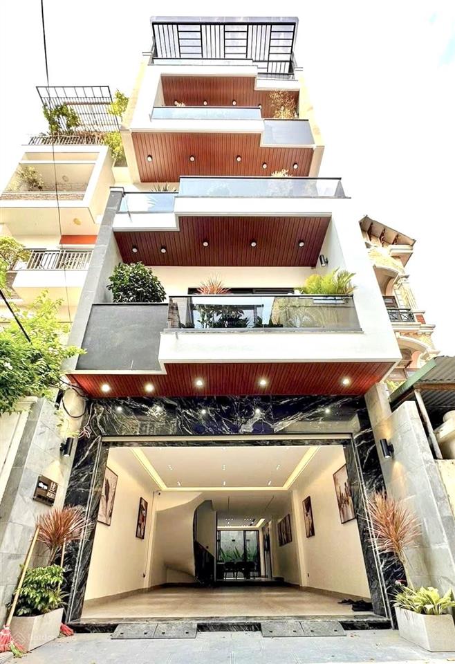 Giá tốt nhà phố ngô gia tự 110m2, 5 tầng full đồ, ngõ to thông, thang máy, giá yêu 23.9 tỷ