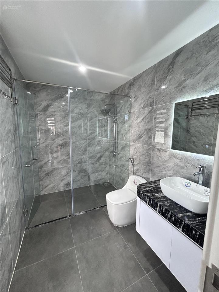 Bán nhà ngọc thụy 55m2, 7 tầng kinh doanh, đường oto tránh thông, full nội thất, giá 17,45 tỷ
