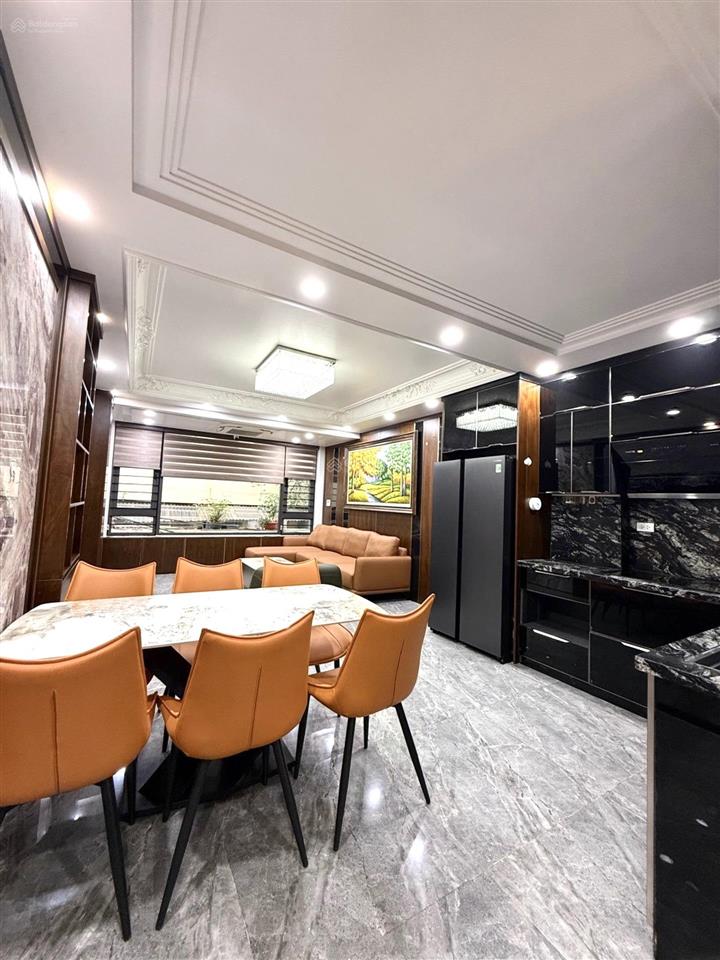 Bán nhà nguyễn văn cừ bồ đề 52m2 7 tầng, full đồ, gara ô tô, gần phố, khu dân trí, giá 18.8 tỷ