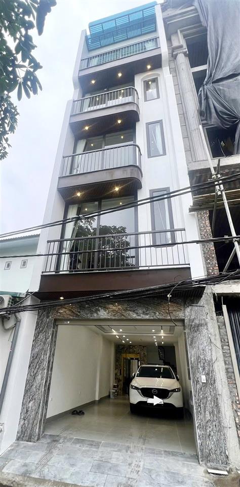 Nhà đẹp phân lô thạch bàn long biên 55m², 7 tầng, gara ô tô, full đồ, view vườn hoa, giá 17.9 tỷ