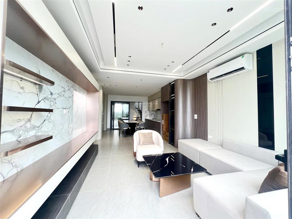 Nhà đẹp phân lô thạch bàn long biên 55m², 7 tầng, gara ô tô, full đồ, view vườn hoa, giá 17.9 tỷ