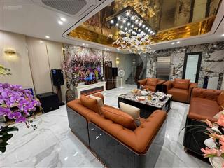 Bán nhà đẹp phố trạm long biên đẳng cấp, nhà 90m2, 8 tầng, ô tô tránh thông, full đồ, giá 32.5 tỷ