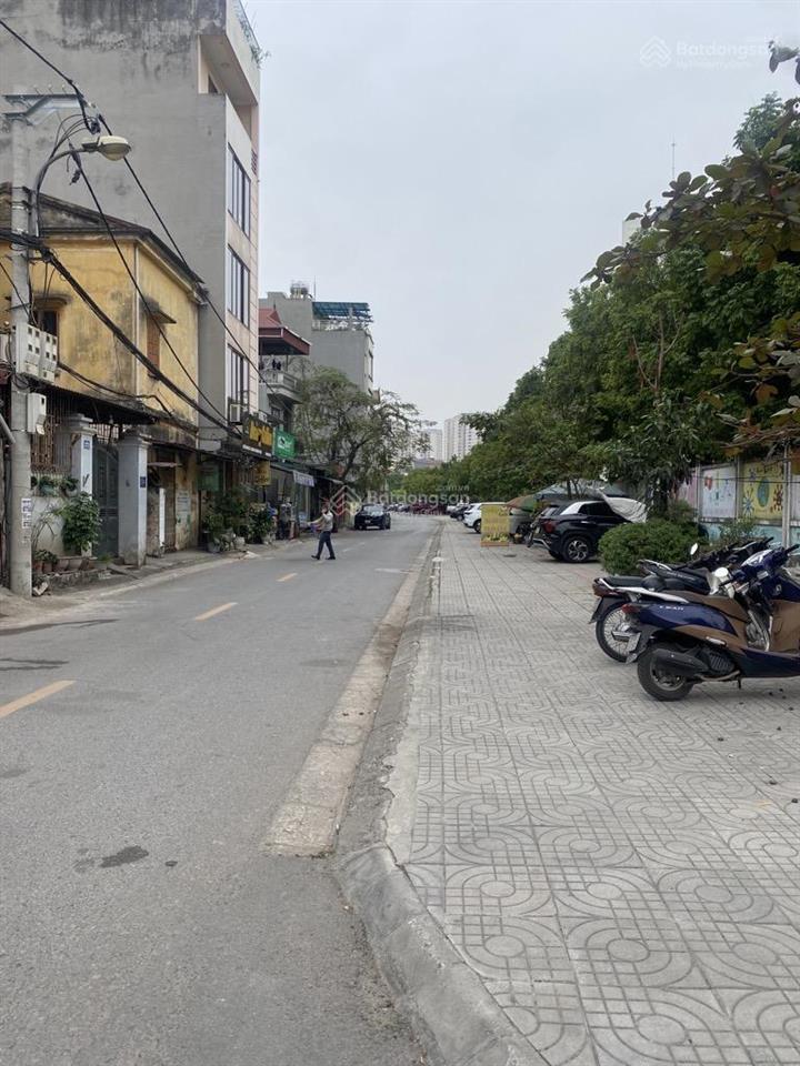 Giá đầu tư, bán đất mặt phố ngọc trì long biên 114m2, lô góc, gần hồ, kinh doanh, 27 tỷ.