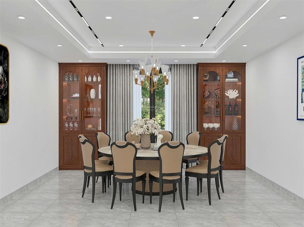Hàng hiếm view hồ, nhà mới long biên mặt phố 61m2, 7 tầng, nội thất cao cấp, kinh doanh, giá tốt