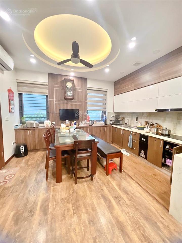 Bán nhà mặt phố bát khối long biên 79m2, 5 tầng, kinh doanh, dòng tiền 30 triệu/tháng, giá 18,7 tỷ