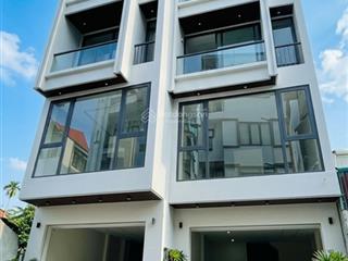 Bán nhà cự khối  long biên, 6 tầng thang máy, gara ô tô, full đồ, giá đầu tư 10.8 tỷ