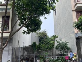 Lâm hạ long biên  90m view vườn hoa  ô tô tránh, xây tòa nhà đẳng cấp, giá 26.5 tỷ