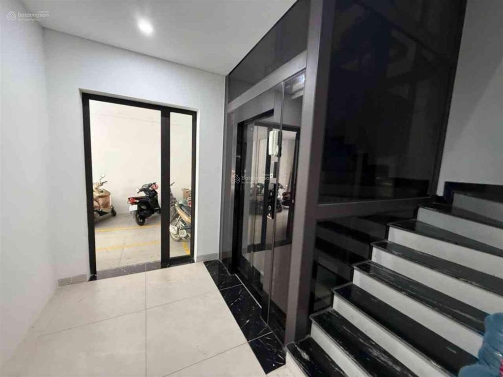 Bán nhà mặt phố tạ đông, 108m, 5 tầng, kinh doanh, văn phòng, thang máy, giá 29,5 tỷ