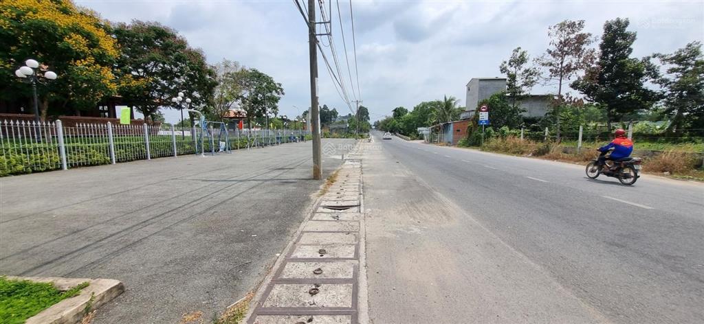 Đất mặt tiền đường sông lu, củ chi, tp hcm cần bán!