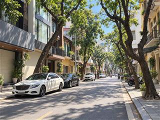 Cho thuê nhà mặt phố triệu việt vương, hai bà trưng, tầng 1 200m2, 5 tầng, mặt tiền 7m