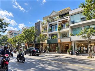Cho thuê nhà 2 mặt phố nguyễn du và liên trì, hoàn kiếm, 100m2 x 3 tầng, mặt tiền 12m