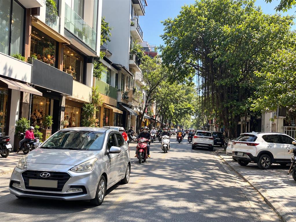 Cho thuê nhà mặt phố hàng bông, hoàn kiếm, 2 tầng, mặt tiền 6m, giá 70 triệu