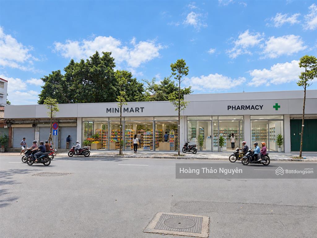 Cho thuê dãy kiot mặt tiền 28m, tổng 200m2 tại phường cửa nam, có thể chia ô thuê lẻ