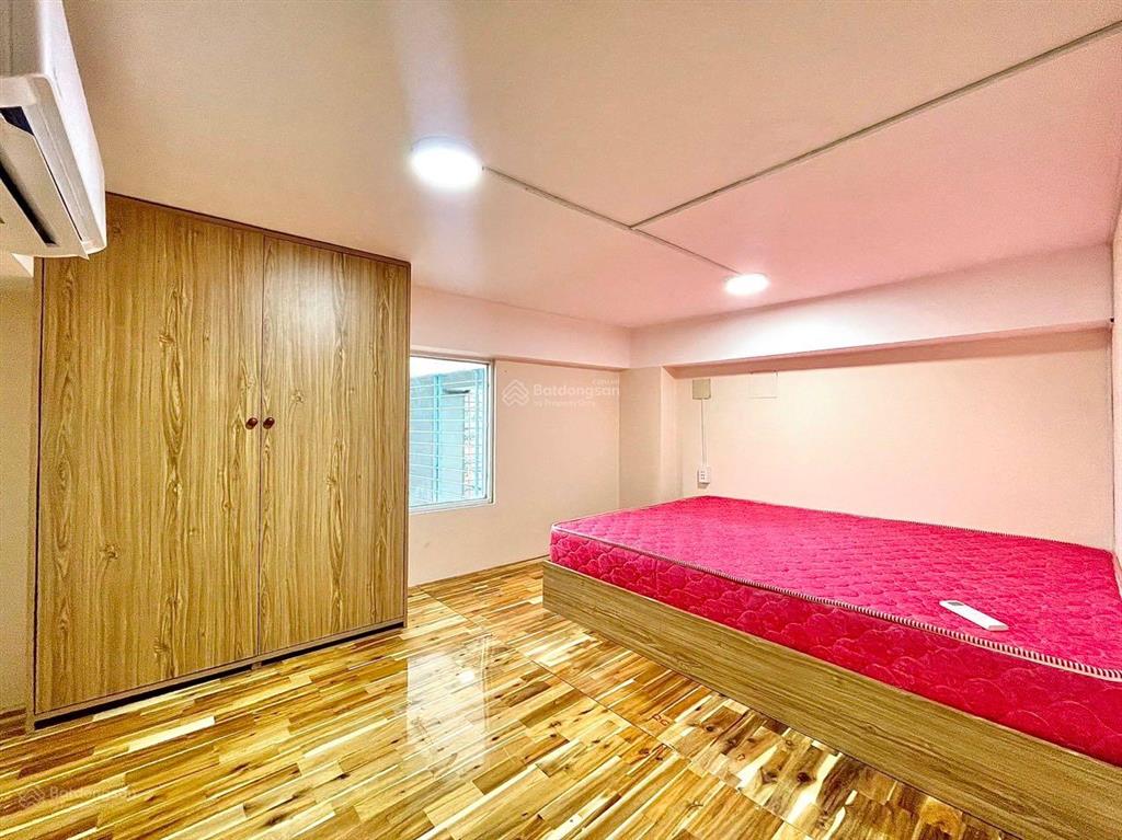 Cho thuê 2 phòng ngủ 60m2 full nội thất gần ngã tư hàng xanh  chợ bà chiều