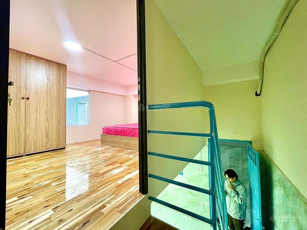 Cho thuê 2 phòng ngủ 60m2 full nội thất gần ngã tư hàng xanh  chợ bà chiều