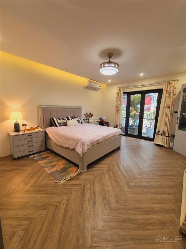 Bán nhà phạm văn đồng hàng xóm tp giao lưu  120m mt 7m  lô góc ô tô tránh kdvp sẵn cho thuê