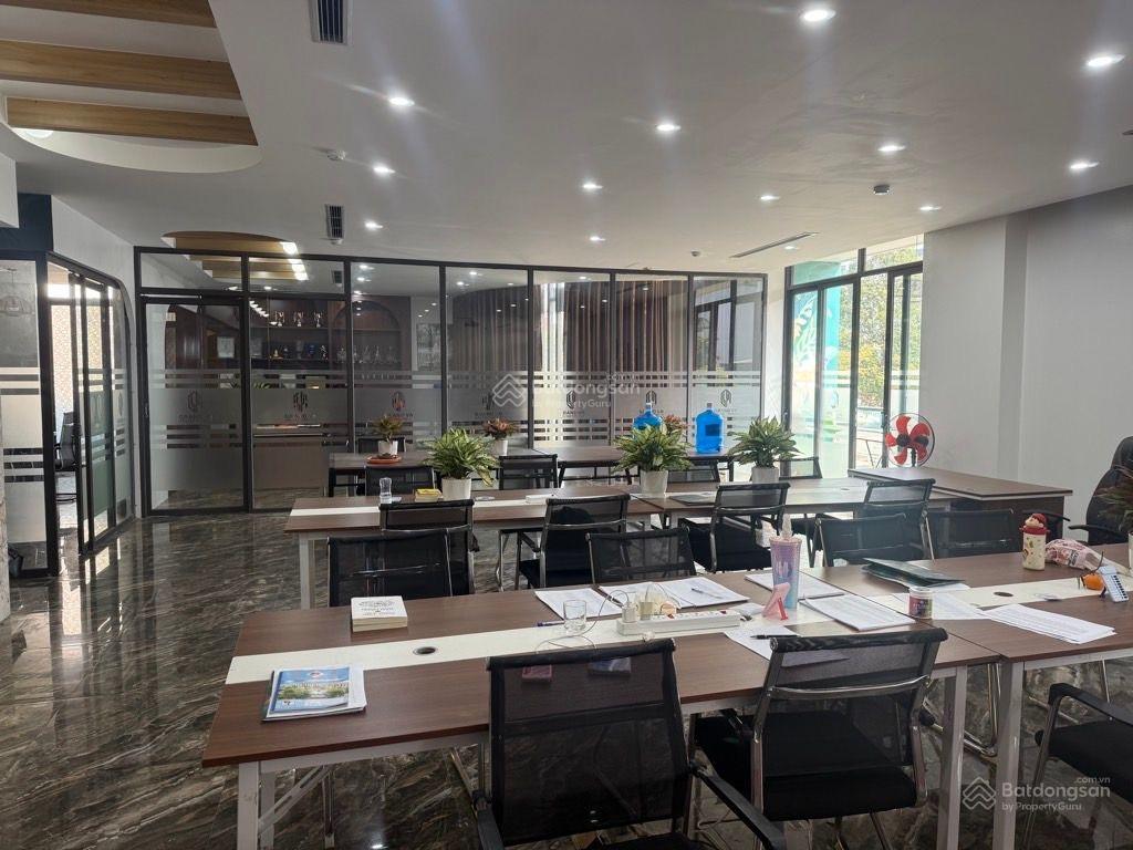 Bán nhà phố hoàng ngân  90m2 6 tầng  thang máy full nội thất đẹp  kinh doanh đông đúc