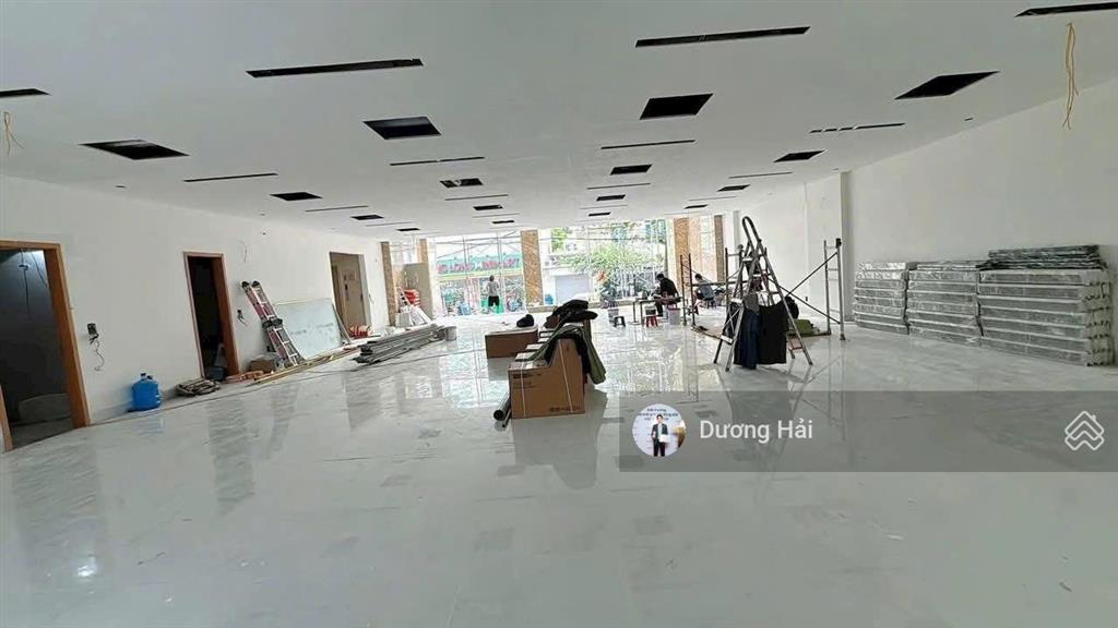 Bán nhà mặt phố trung kính cầu giấy  135m 8 tầng thang máy kdvp vỉa hè bát ngát hai mặt thoáng